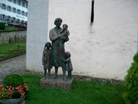 Dorothea Denkmal in Sachseln &ndash; &copy; Steffen Mucke (Eberhardt TRAVEL)