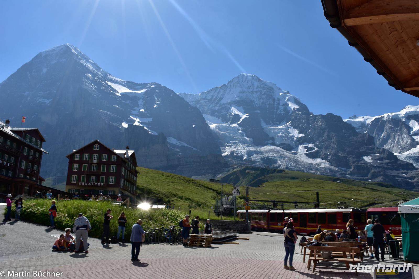 Jungfraugebiet - Kleine Scheidegg (2.061 m) - Eiger (3.967 m) - Mönch (4.107 m) - Jungfrau (4.158 m) &ndash; &copy; Martin Büchner (Eberhardt TRAVEL)