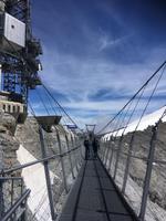 auf dem Titlis... - Cliff Walk &ndash; &copy; Katrin Deutschbein (Eberhardt TRAVEL)