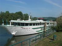 MS Renoir in Les Andelys &ndash; &copy; Barbara Mihut (Eberhardt TRAVEL)