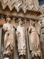 Reims Kathedrale, Gebäudeschmuck &ndash; &copy; Alexandra Jordan (Eberhardt TRAVEL)