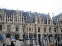 Justizpalast &ndash; &copy; Volker Jungklaus (Eberhardt TRAVEL)