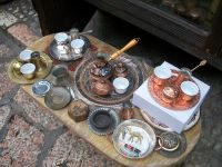 Bosnisches Kaffeegeschirr &ndash; &copy; Steffen Mucke (Eberhardt TRAVEL)