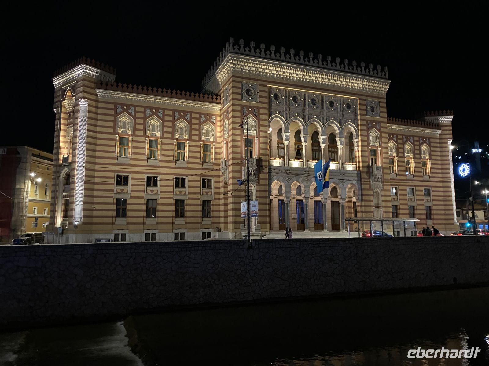 Sarajevo am Abend &ndash; &copy; Elke Knappe (Eberhardt TRAVEL)