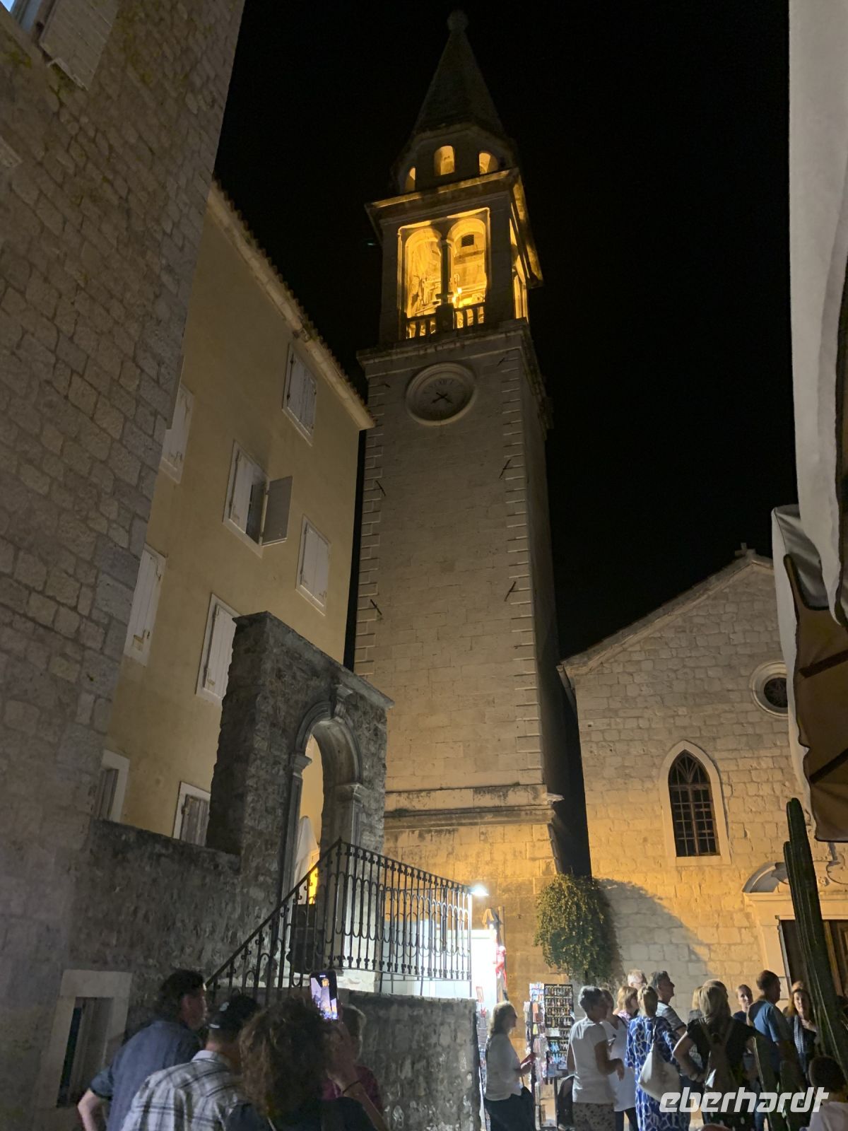 Am Abend in Budva &ndash; &copy; Elke Knappe (Eberhardt TRAVEL)