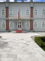 Regionalverwaltung von Cetinje &ndash; &copy; Elke Knappe (Eberhardt TRAVEL)