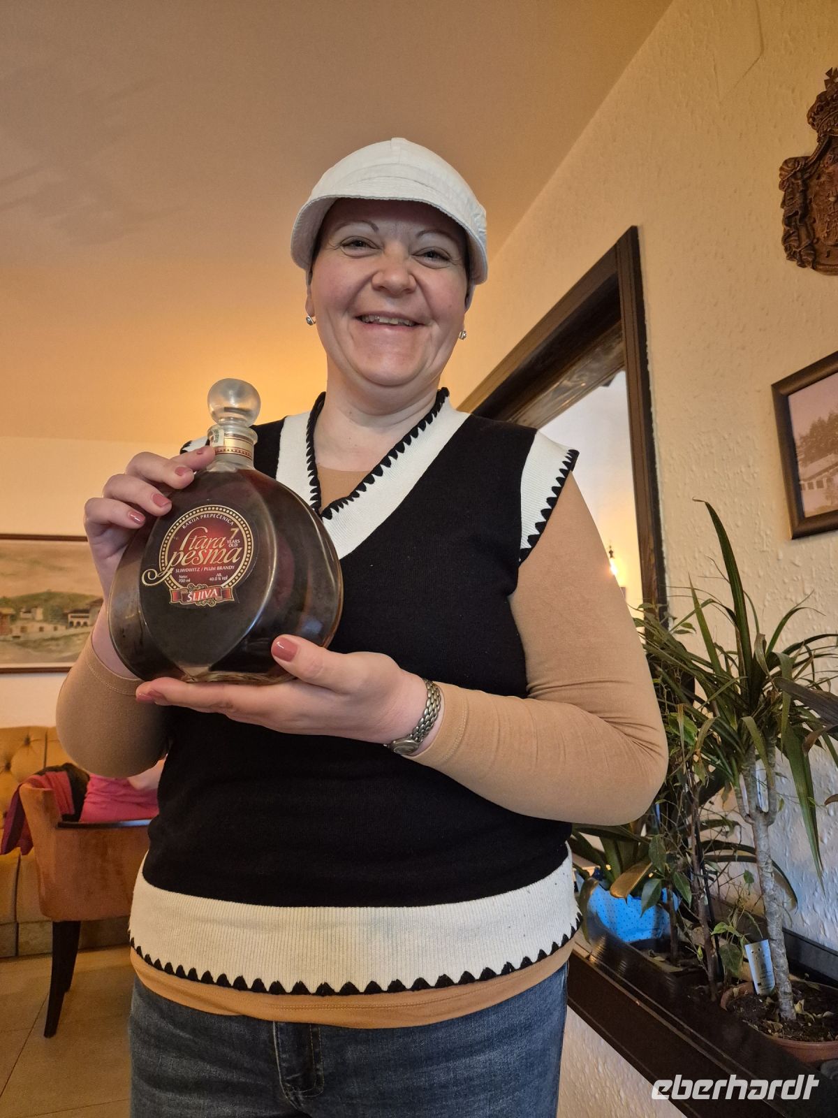 Tag 3 - Topola - Lokaler Slivovitz (2) &ndash; &copy; Jana Wessendorf (Eberhardt TRAVEL)