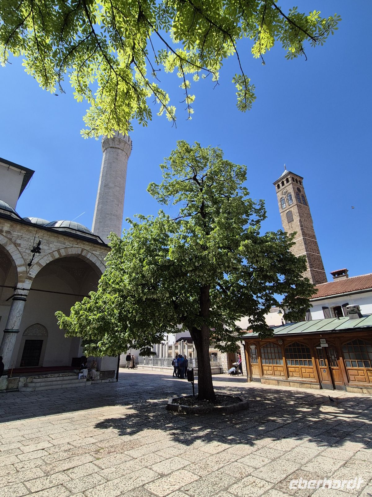 Tag 6 - Sarajevo - Stadtführung - Gazi Husrev-Bey Moschee (3) &ndash; &copy; Jana Wessendorf (Eberhardt TRAVEL)