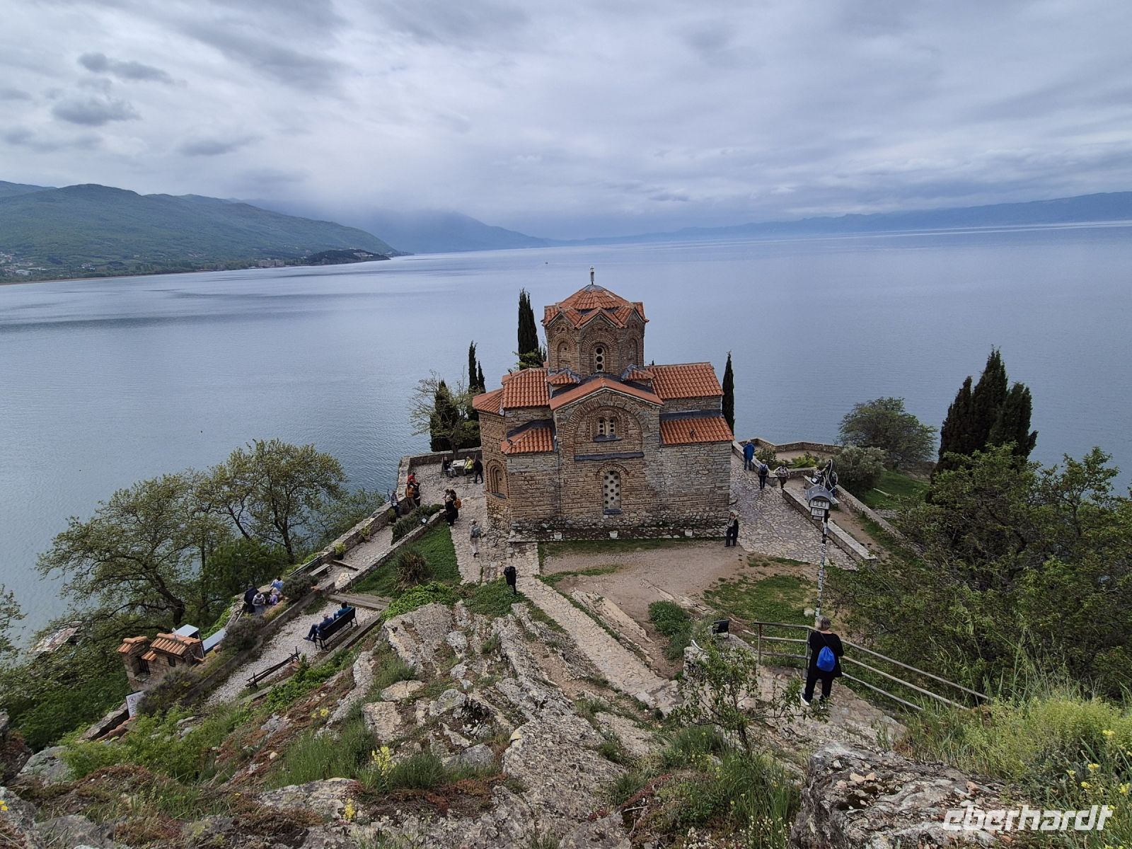 Tag 11 - Ohrid - Stadtbesichtigung  - Eindrücke (28) - Weitblicke von der Kaneo-Kirche &ndash; &copy; Jana Wessendorf (Eberhardt TRAVEL)