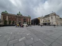 Tag 2 - Belgrad - Eindrücke - Zentraler Platz mit  dem Pferd und Nationalmuseum und Theater &ndash; &copy; Jana Wessendorf (Eberhardt TRAVEL)