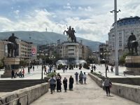 Tag 12 - Skopje - Stadtführung - Eindrücke (28) - Neo-Antike &ndash; &copy; Jana Wessendorf (Eberhardt TRAVEL)