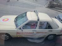 Über 33°Grad - die Lüftung funktioniert - Autoschule in  Tirana &ndash; &copy; Marta Rass (Eberhardt TRAVEL)
