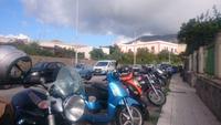 Wie überall in Italien sind auch auf Lipari die kleinen wendigen Motorroller beliebt &ndash; &copy; Dominik Zilliken (Eberhardt TRAVEL)