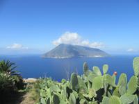 Blick von Quattropani nach Salina &ndash; &copy; Dominik Zilliken (Eberhardt TRAVEL)