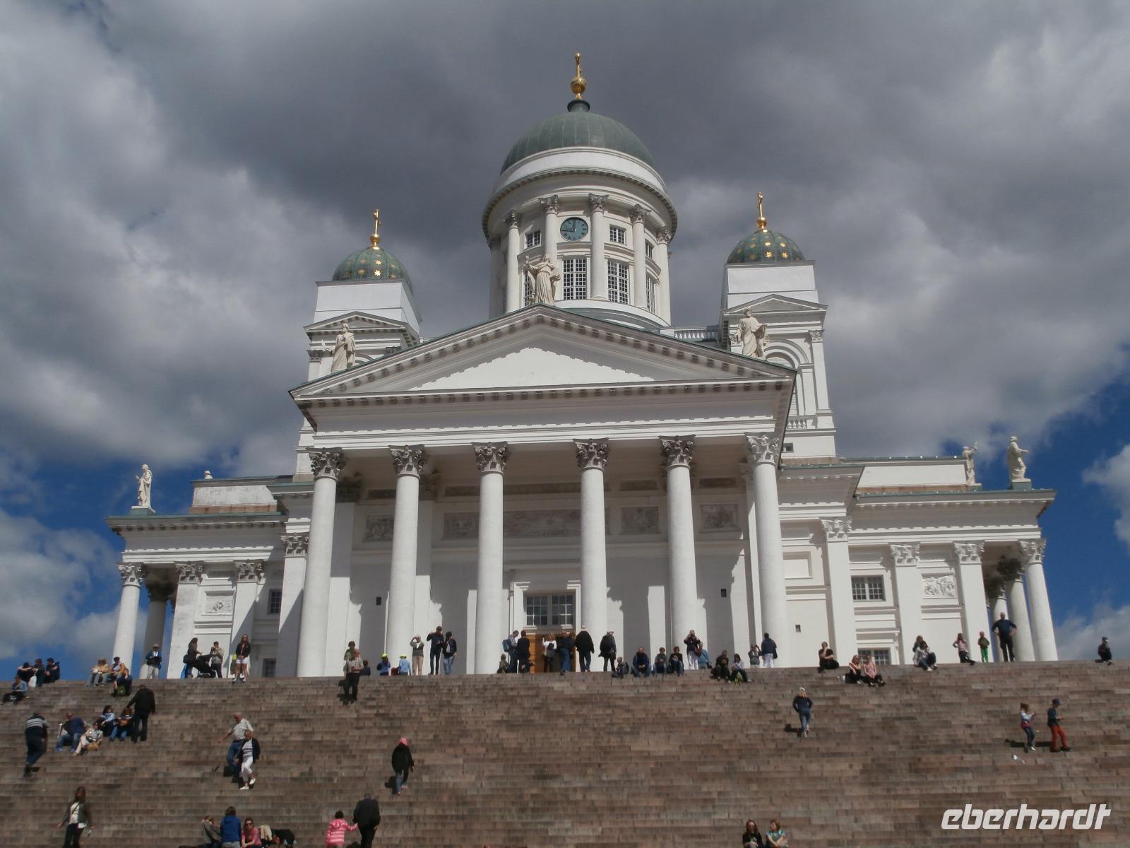 Helsinki-Senatsplatz-Nikolaikirche &ndash; &copy; Ingrid Langer (Eberhardt TRAVEL)