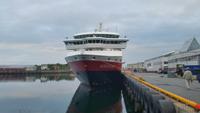 Hurtigruten M/S Nordnorge zu Gast in Svolvær &ndash; &copy; Martin Büchner (Eberhardt TRAVEL)