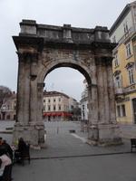 Sergierbogen in Pula &ndash; &copy; Michael Krause (Eberhardt TRAVEL)