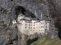 Höhlenburg Predjamski Grad &ndash; &copy; Michael Krause (Eberhardt TRAVEL)