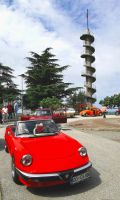 Seniorenausflug im Oldtimer am Gronjace Lockout Aussichtsturm &ndash; &copy; Simone Willner (Eberhardt TRAVEL)