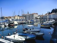 Der Hafen von Prian &ndash; &copy; Simone Willner (Eberhardt TRAVEL)