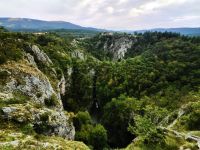 Charakteristische Karstlandschaft bei Skocjan &ndash; &copy; Simone Willner (Eberhardt TRAVEL)