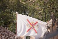 Historisierende Flagge mit dem Burgunderkreuz (1516 - 1714)  &ndash; &copy; Andreas Böcker (Eberhardt TRAVEL)