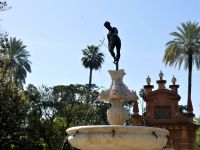 Brunnenkreation im Garten des Alcazar &ndash; &copy; Gina Egenolf (Eberhardt TRAVEL)