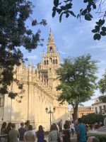 Sevilla_Kathedrale mit Giralda.JPG &ndash; &copy; Birgit Kirchner (Eberhardt TRAVEL)