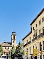 Granada_Plaza Nueva.jpg &ndash; &copy; Birgit Kirchner (Eberhardt TRAVEL)