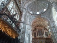 Vierung mir Orgel  &ndash; &copy; Monika Cortese (Eberhardt TRAVEL)