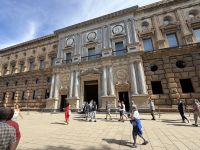 Palast Karl V &ndash; &copy; Sabine Reckord (Eberhardt TRAVEL)