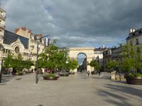 127-Dijon &ndash; &copy; Dirk Schlosser (Eberhardt TRAVEL)