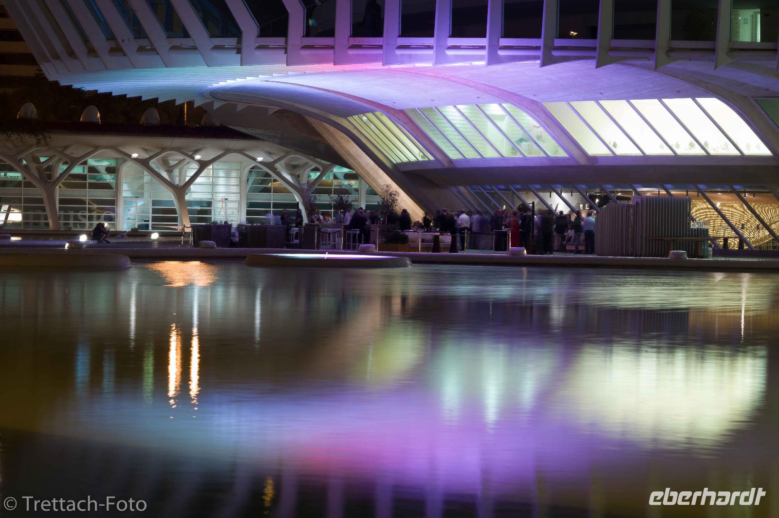Valencia - Opernhaus - L9983309 &ndash; &copy; Reinhard Weber (Eberhardt TRAVEL)