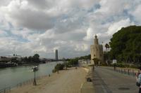 102-Sevilla_Torre_del_Oro &ndash; &copy; Dirk Schlosser (Eberhardt TRAVEL)
