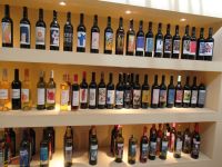 das gesamte Weinangebot &ndash; &copy; Kathrin Mickan (Eberhardt TRAVEL)