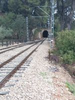 In den Tunnel hinein - Tren de Soller - Mallorca &ndash; &copy; Marieta Beck (Eberhardt TRAVEL)