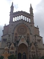Soller - Kirche Sant Bartomeu - Mallorca &ndash; &copy; Marieta Beck (Eberhardt TRAVEL)