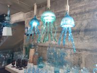 Glasmanufaktur Gordiola - Lampen als Medusen - Mallorca &ndash; &copy; Marieta Beck (Eberhardt TRAVEL)