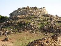 Torralba d'en Salort - Talayot &ndash; &copy; Hans-Joachim Trutz (Eberhardt TRAVEL)