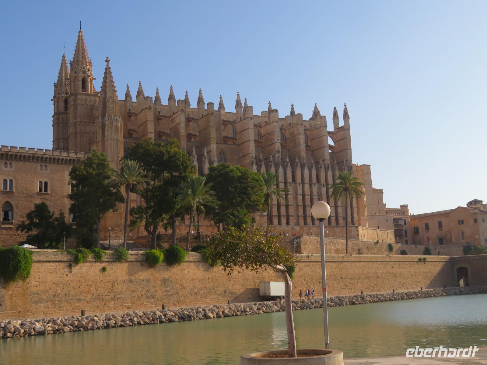 Kathedrale in Palma &ndash; &copy; Kathrin Mickan (Eberhardt TRAVEL)