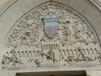 Tympanon am Rathaus