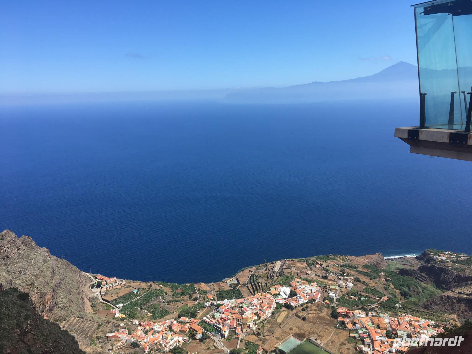 Herrliche Sicht auf El Teide von Restaurant &ndash; &copy; Carina Schmidt (Eberhardt TRAVEL)