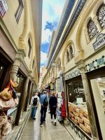 Granada - ale Seidenbörse &ndash; &copy; Birgit Kirchner (Eberhardt TRAVEL)