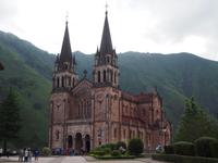 Wallfahrtskirche von Covadonga &ndash; &copy; Sinah Witzig (Eberhardt TRAVEL)