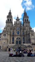 Pilger vor der Kathedrale von Santiago de Compostela