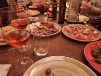 Im Restaurant &ndash; &copy; Ksenia Parfenova (Eberhardt TRAVEL)