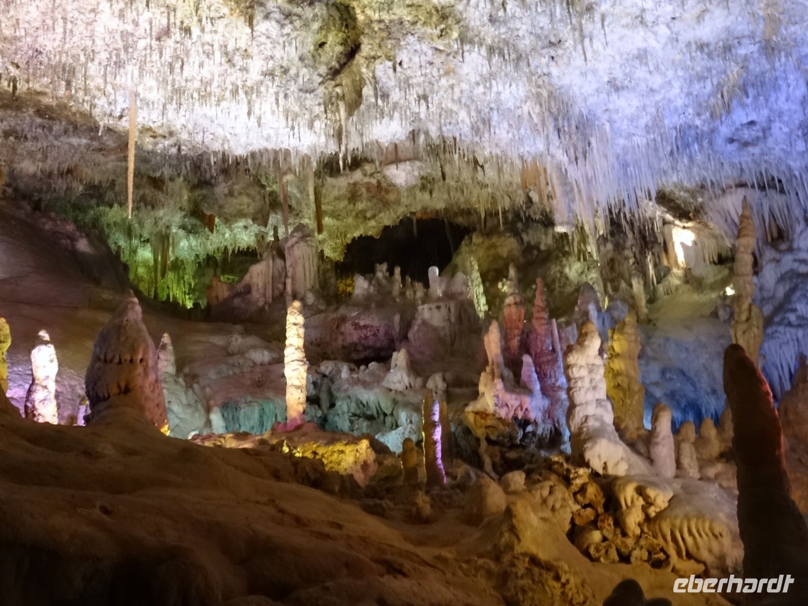 Hams - Höhle &ndash; &copy; Hans-Joachim Trutz (Eberhardt TRAVEL)