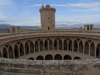 Schloss Bellver &ndash; &copy; Hans-Joachim Trutz (Eberhardt TRAVEL)