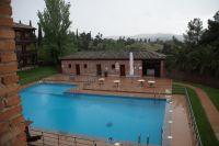 Regen über Swimming Pool - Parador de Toledo &ndash; &copy; Andreas Böcker (Eberhardt TRAVEL)