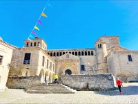 Santillana del Mar_Kirche Santa Juliana.JPG &ndash; &copy; Birgit Kirchner (Eberhardt TRAVEL)